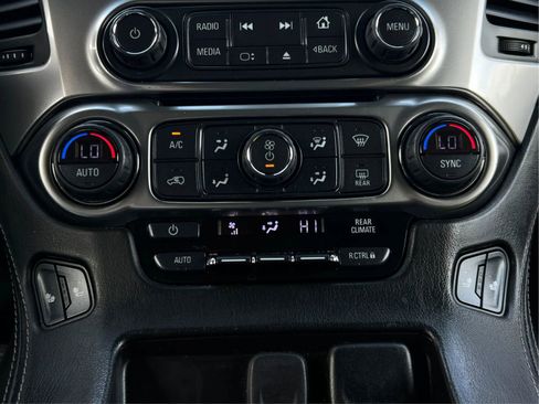 Used 2018 Chevrolet Tahoe LT AWD/4WD image 31