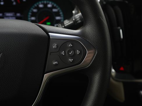 Used 2023 Chevrolet Traverse LS w/ Safety Package image 26