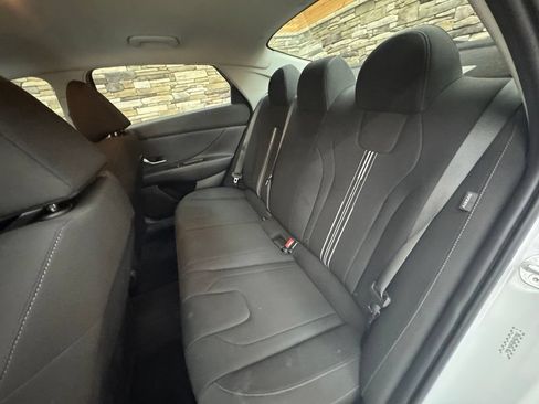Used 2024 Hyundai Elantra SEL FWD image 26