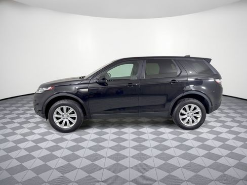 Used 2019 Land Rover Discovery Sport SE AWD/4WD image 2