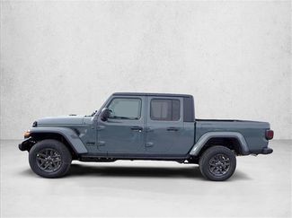 New 2026 Jeep Gladiator Sport AWD/4WD video 2