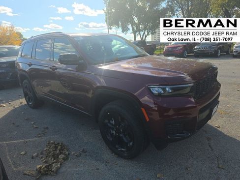 New 2025 Jeep Grand Cherokee L Altitude AWD/4WD image 1