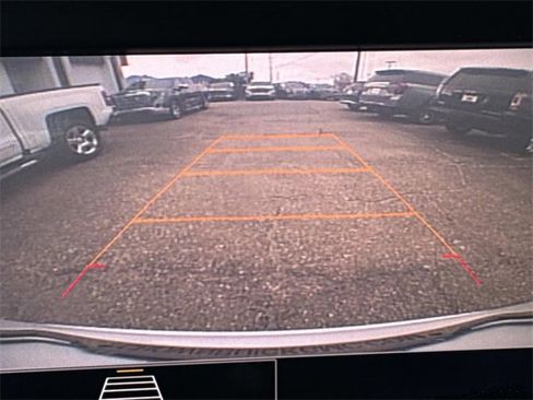 Used 2022 GMC Terrain SLE image 31