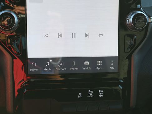 New 2025 RAM 1500 Big Horn image 15