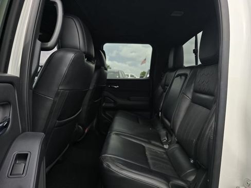 Used 2022 Nissan Frontier PRO-4X AWD/4WD image 17