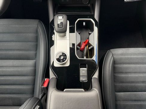 New 2026 Mitsubishi Outlander SE AWD/4WD image 17