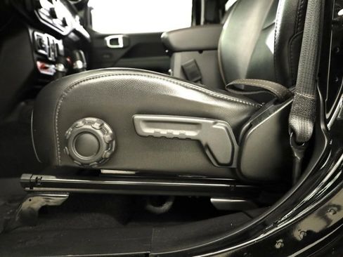 Used 2021 Jeep Wrangler Unlimited Rubicon image 11