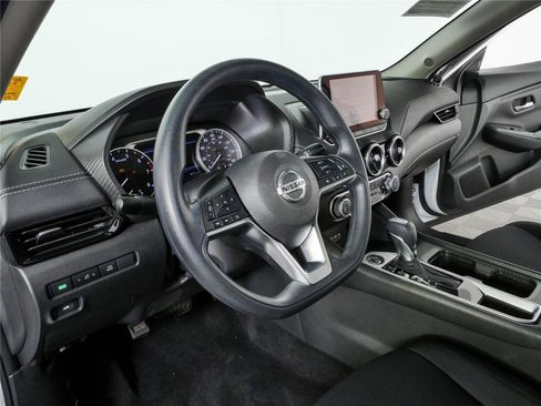 Used 2023 Nissan Sentra SV FWD image 4