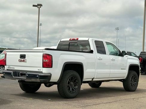 Used 2017 GMC Sierra 1500 SLE w/ SLE Value Package AWD/4WD image 30