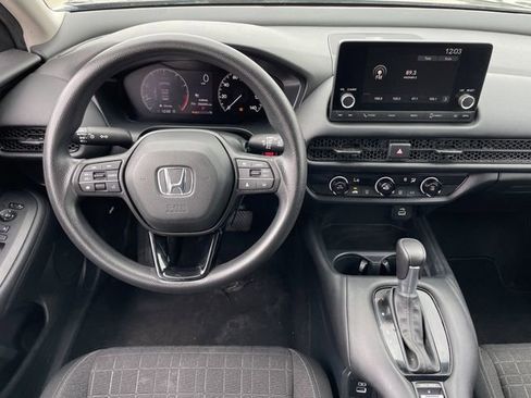 Used 2023 Honda HR-V LX image 10