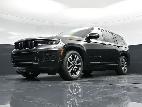 Used 2022 Jeep Grand Cherokee L Overland w/ Luxury Tech Group IV AWD/4WD image 62