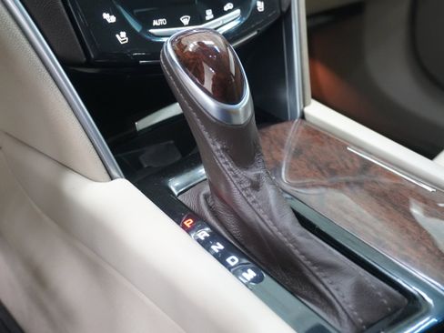 Used 2014 Cadillac XTS Premium w/ Driver Assist Package image 21