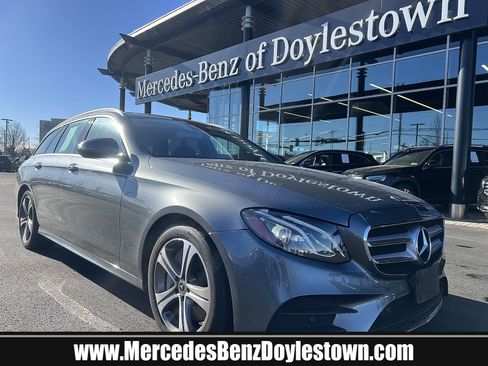 Certified 2018 Mercedes-Benz E 400 4MATIC Wagon image 1