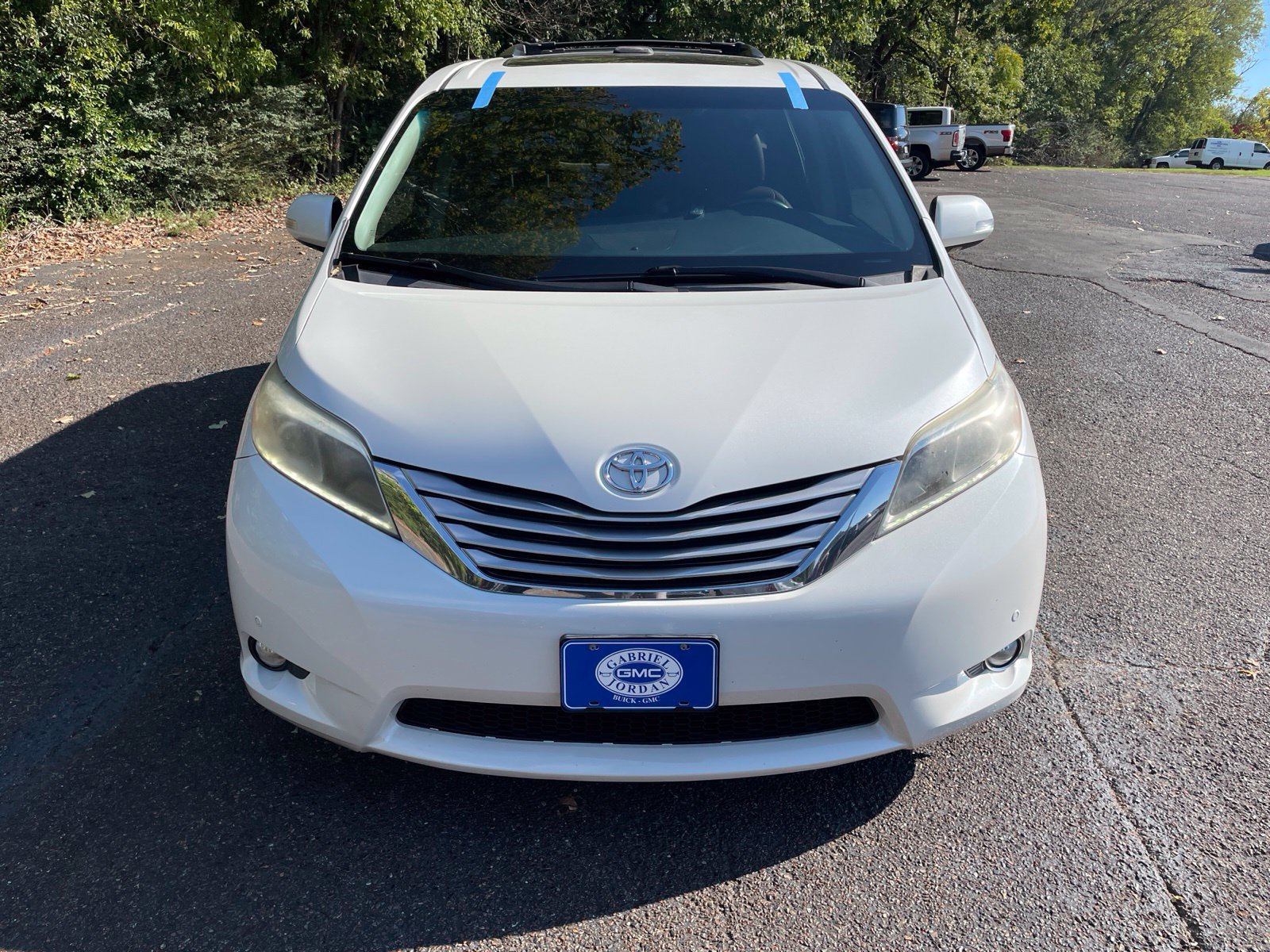 Used 2017 Toyota Sienna Limited FWD image 10