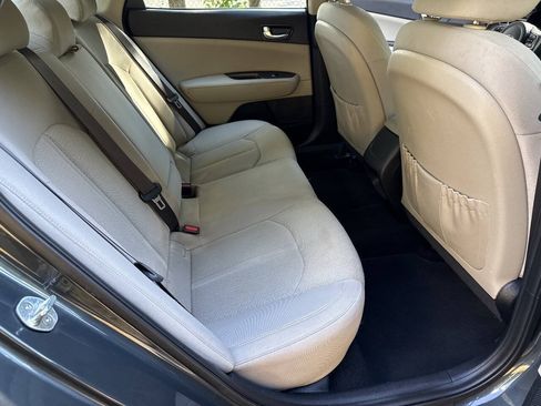 Used 2016 Kia Optima LX FWD image 17