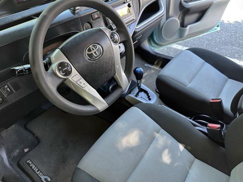 Used 2014 Toyota Prius C Two FWD image 18
