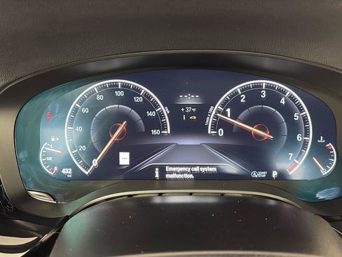 Used 2019 BMW 540i xDrive w/ M Sport Package image 37