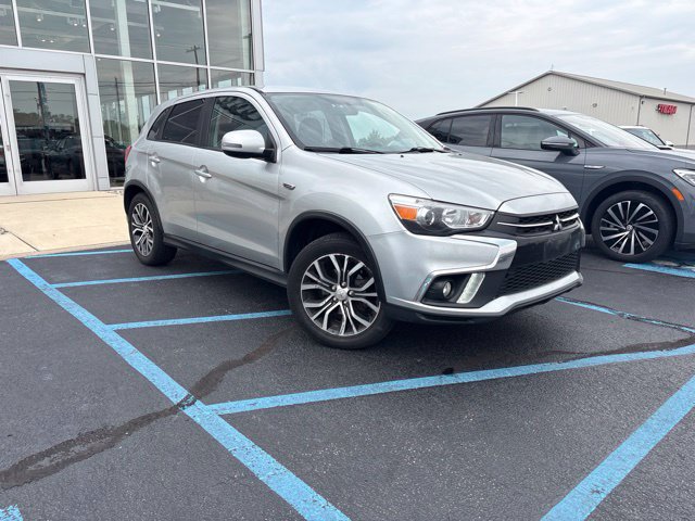 Used 2018 Mitsubishi Outlander Sport SE FWD image 1