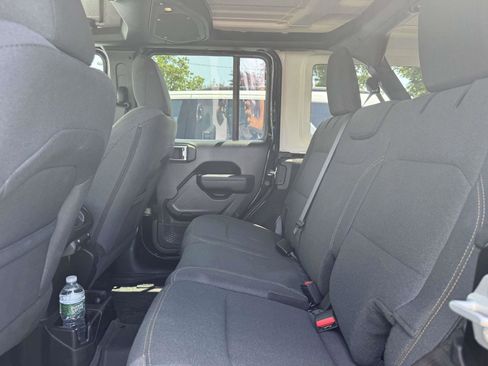 Used 2026 Jeep Wrangler Unlimited Sport AWD/4WD image 14