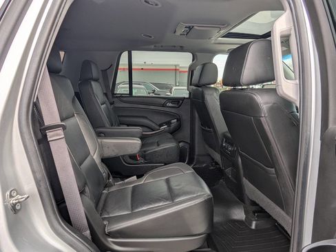 Used 2017 Chevrolet Tahoe LT w/ LT Signature Package image 16