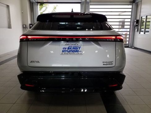 Used 2024 Nissan Ariya AWD image 20