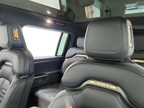 Used 2025 Rivian R1S Adventure image 38
