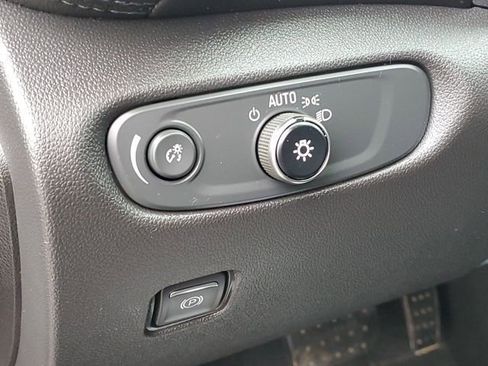 Certified 2021 Chevrolet Blazer LT FWD image 11