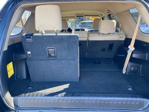 Used 2014 Toyota 4Runner SR5 image 4