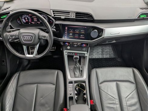 Used 2020 Audi Q3 2.0T Premium w/ Convenience Package image 14