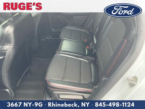 Certified 2025 Ford Escape ST-Line Select AWD/4WD image 13