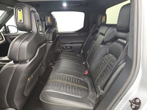 Used 2023 Rivian R1T Adventure AWD/4WD image 27