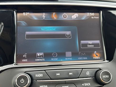 Used 2017 Buick Envision Essence image 25