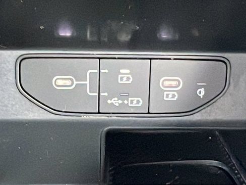 Used 2024 Kia Sorento SX FWD image 19
