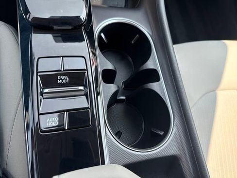 Used 2023 Hyundai Sonata SE w/ Preferred Accessory Package image 20