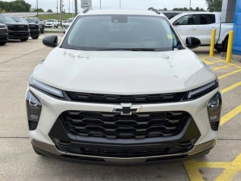New 2026 Chevrolet Trax ACTIV w/ Driver Confidence Package FWD image 11