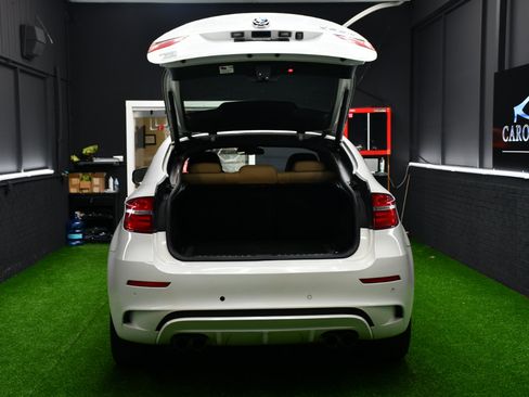 Used 2014 BMW X6 M image 46