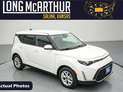 Used 2025 Kia Soul LX w/ LX Technology Package