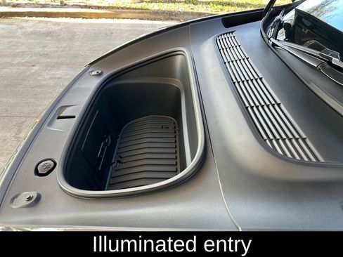 Used 2026 Tesla Model Y 2WD image 12