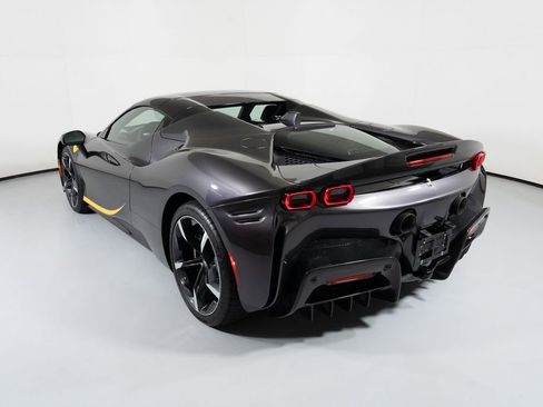Used 2022 Ferrari SF90 Spider AWD/4WD image 15