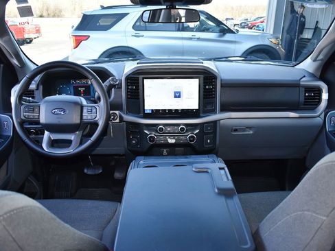 Used 2025 Ford F150 XLT w/ Equipment Group 301A Standard image 4