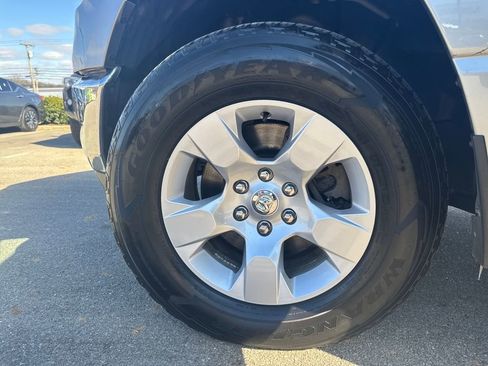 Used 2023 RAM 1500 Big Horn image 29