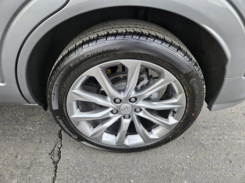 Certified 2024 Buick Encore GX Avenir image 27