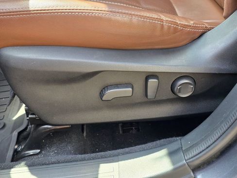 Used 2020 Subaru Forester Touring w/ Popular Package #2 AWD/4WD image 14