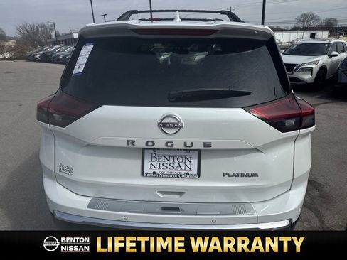 Certified 2025 Nissan Rogue Platinum w/ Platinum Premium Package image 40