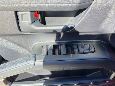 Used 2025 Toyota 4Runner SR5 image 25