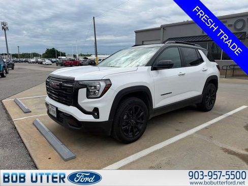 Used 2025 GMC Terrain Elevation w/ Elevation Premium Package AWD/4WD image 1