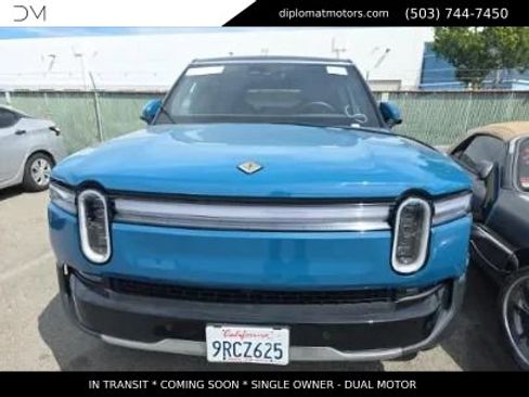 Used 2025 Rivian R1S Adventure AWD/4WD image 2