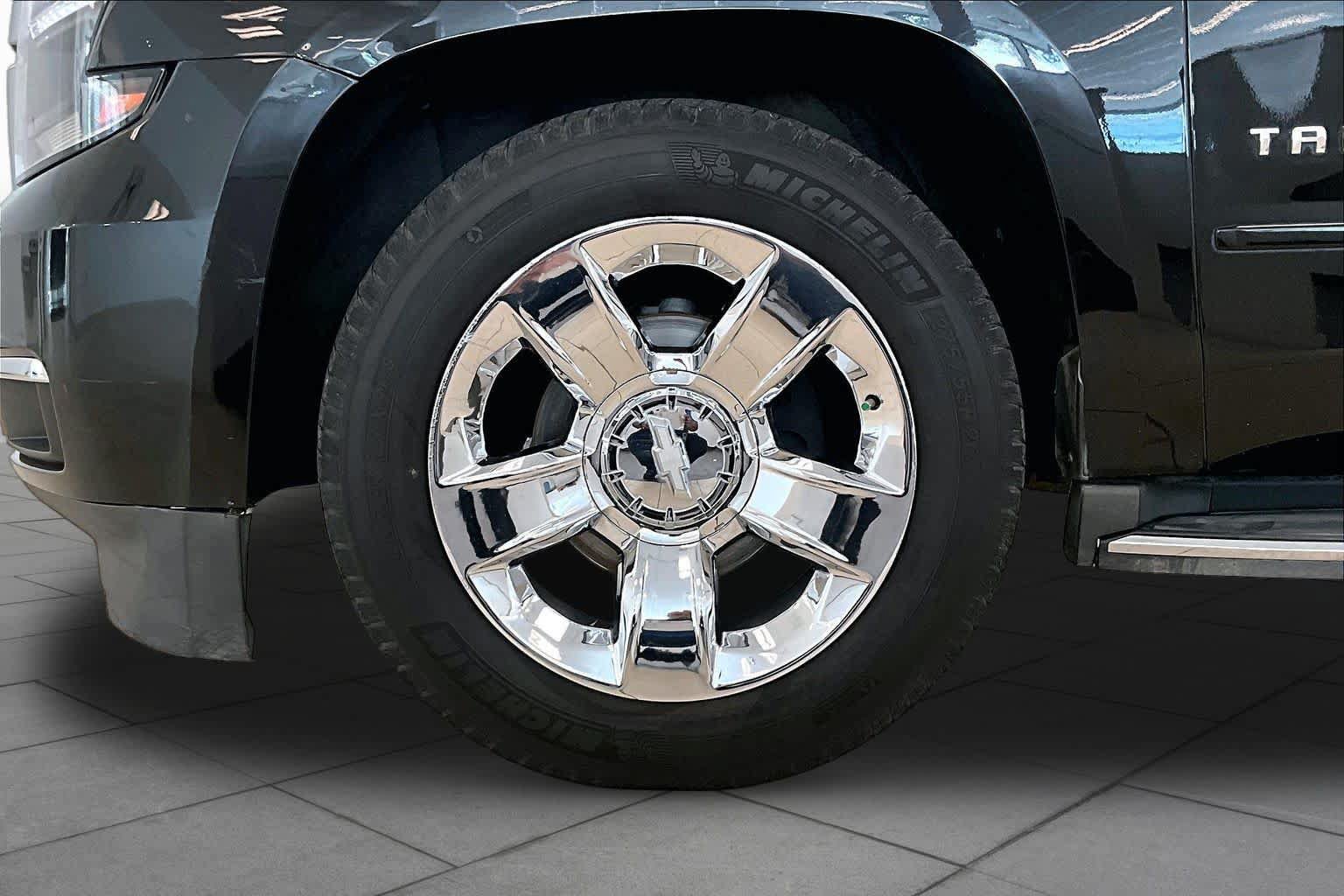 Used 2015 Chevrolet Tahoe LTZ RWD image 10