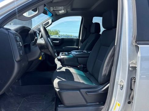 Used 2020 Chevrolet Silverado 1500 Custom Trail Boss w/ Custom Convenience Package AWD/4WD image 4