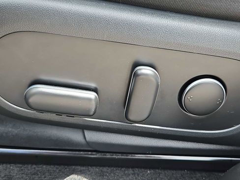 Used 2024 Hyundai Ioniq 5 SEL RWD image 17
